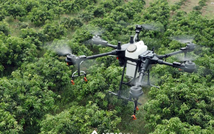 Drone Phun Thuốc: Ứng Dụng Nông Nghiệp Hiện Đại